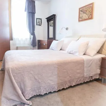 H&s Apartament