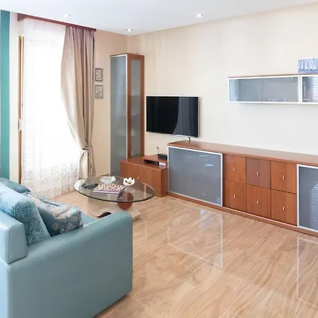H&s Apartament *